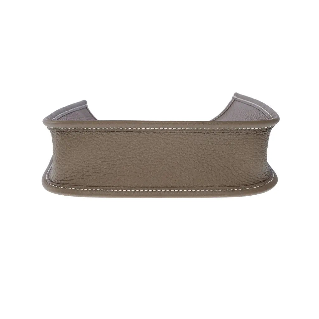 HERMES -Etoupe Clemence Mini Evelyne II TPM 16 Gold Hardware