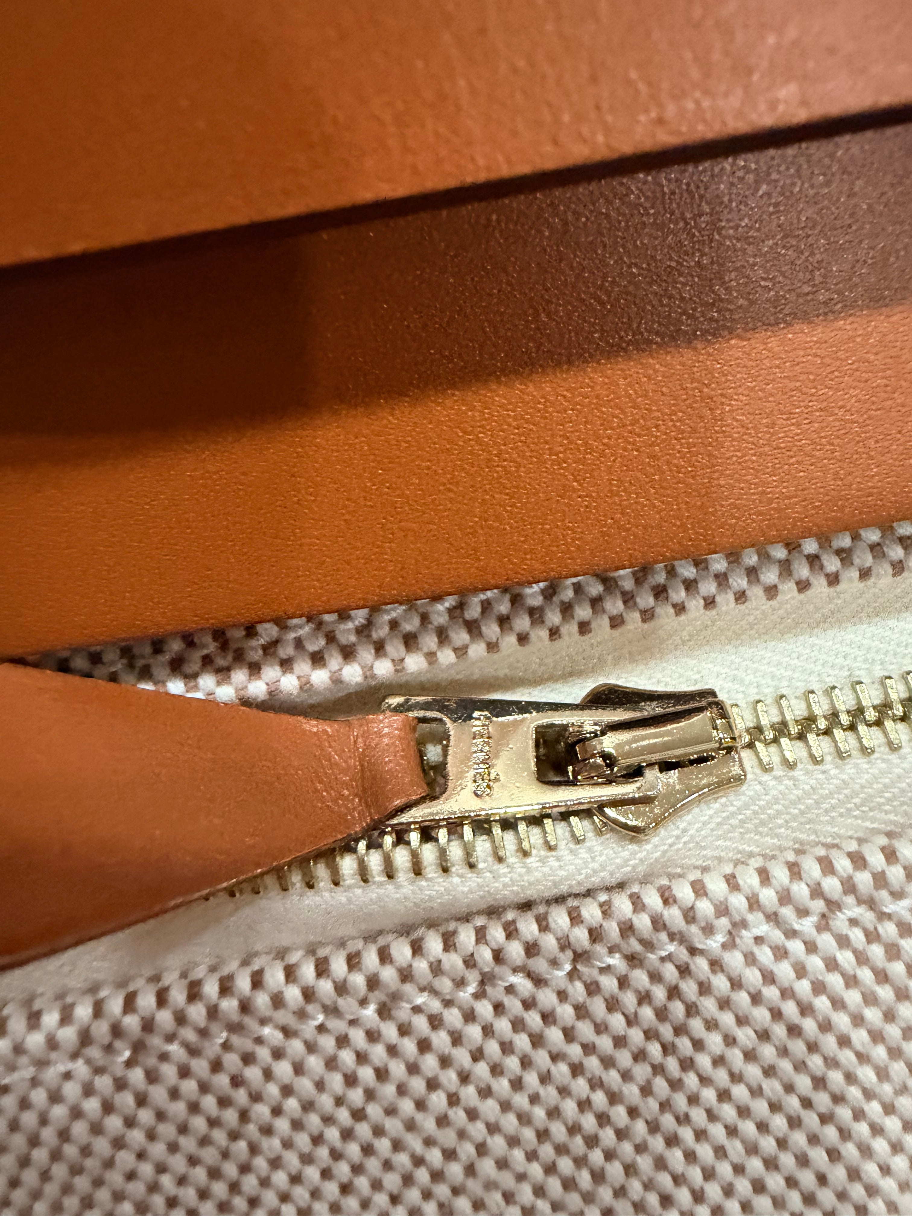 Hermes Herbag 31  Vache Hunter / Toile Écru / Beige / Fauve