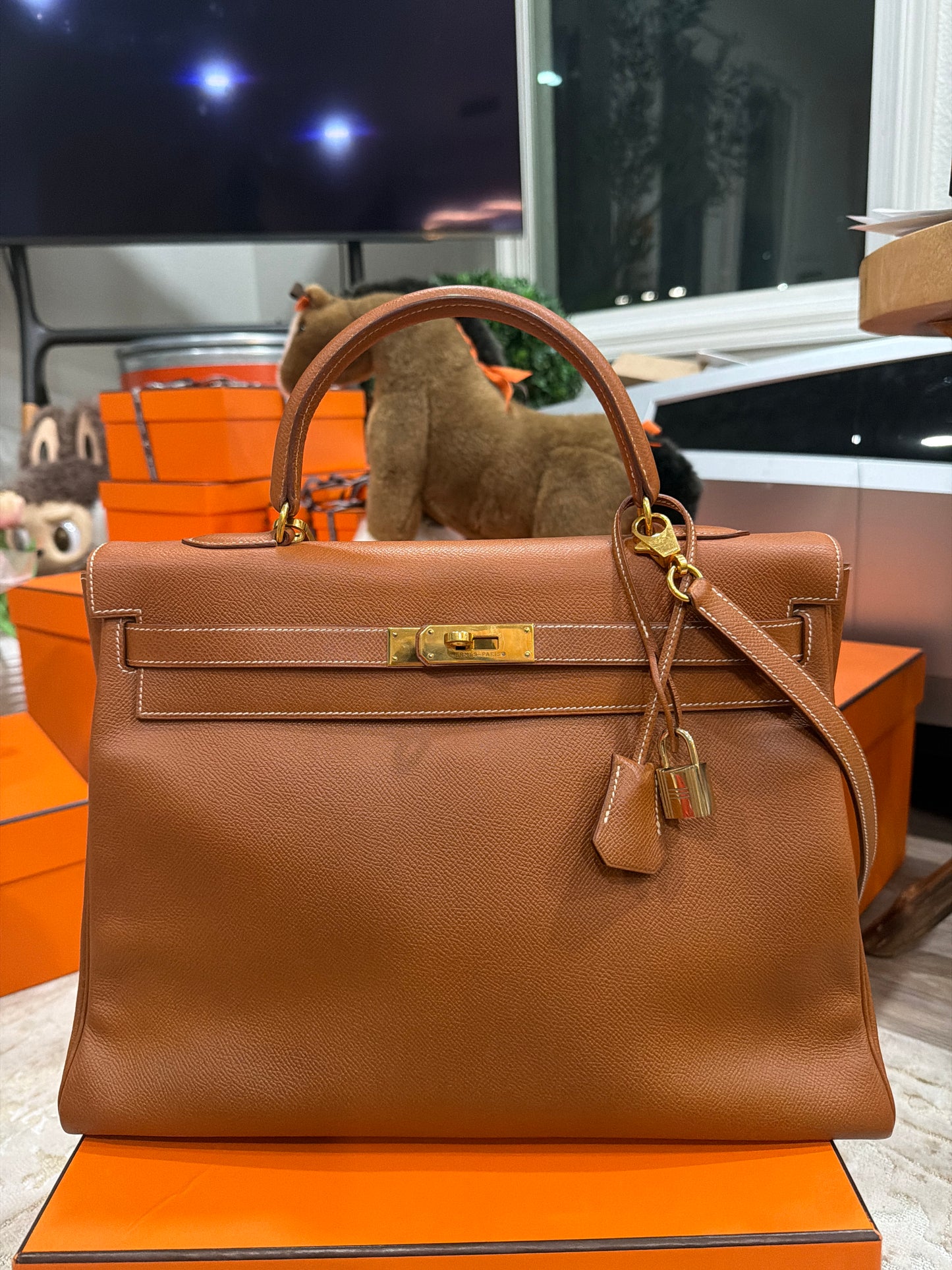 HERMES KELLY RETOURNE 35 EPSOM GOLD WITH GOLD HARDWARE